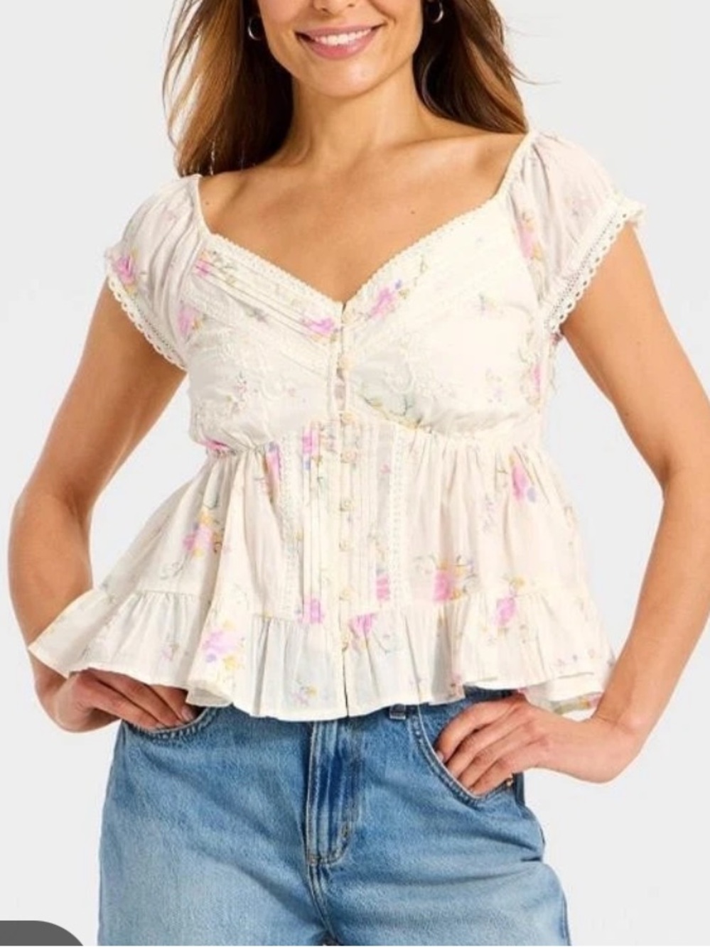 Universal Thread Women's Puff Short Sleeve Pintuck V-Neck Blouse Cream Floral L
